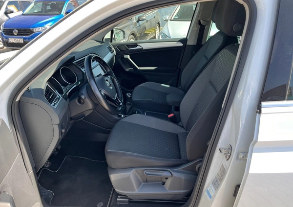 Volkswagen Tiguan cena 86900 przebieg: 91210, rok produkcji 2017 z Wschowa małe 742